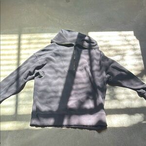 Aerie Gray Women’s Sweater